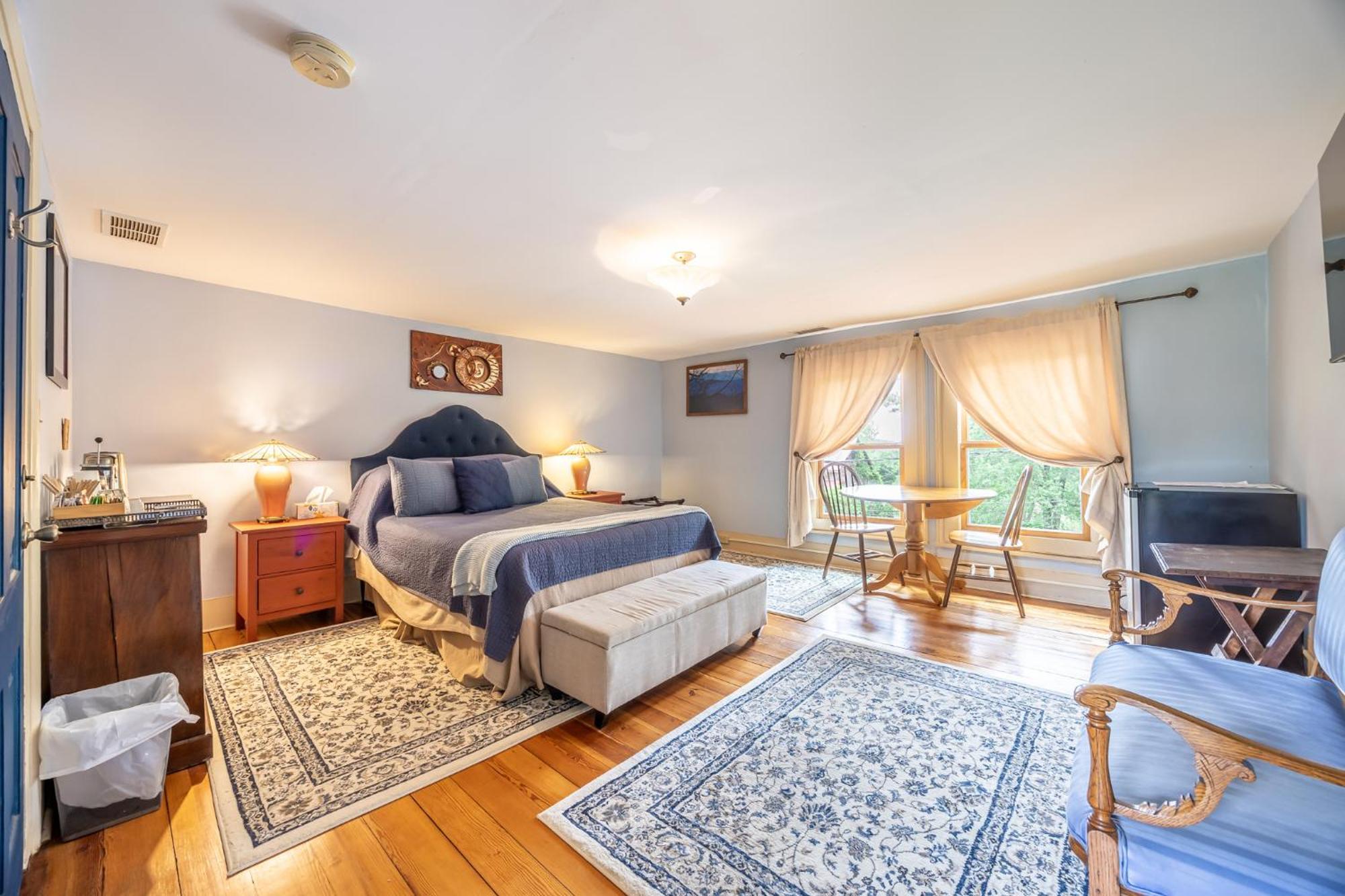 Bliss Point Farm And B&B, Llc Earlysville Eksteriør bilde