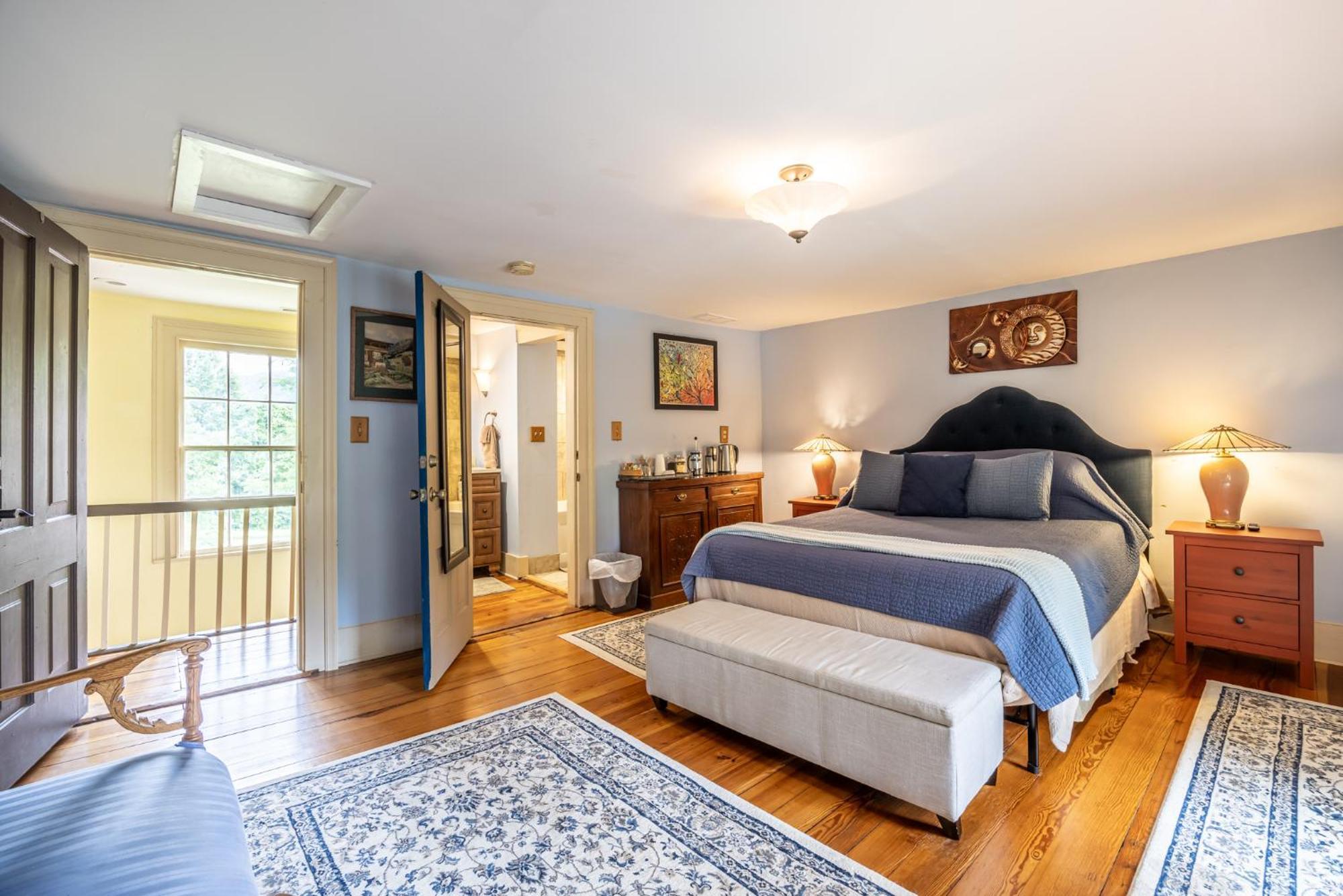 Bliss Point Farm And B&B, Llc Earlysville Eksteriør bilde